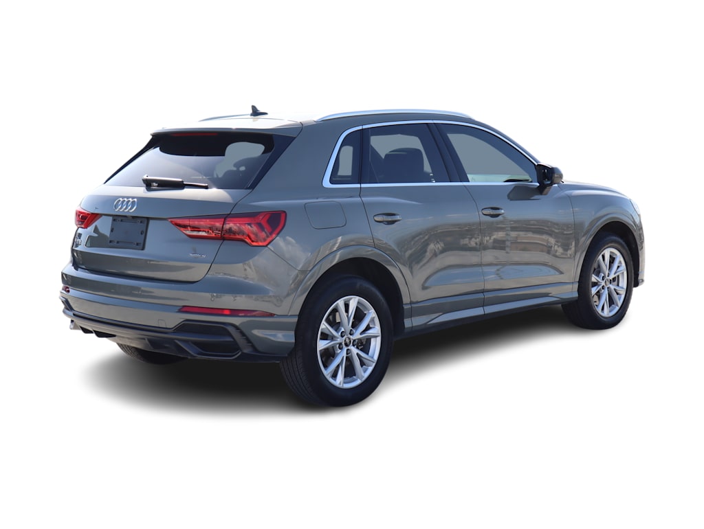 2022 Audi Q3 Premium 16