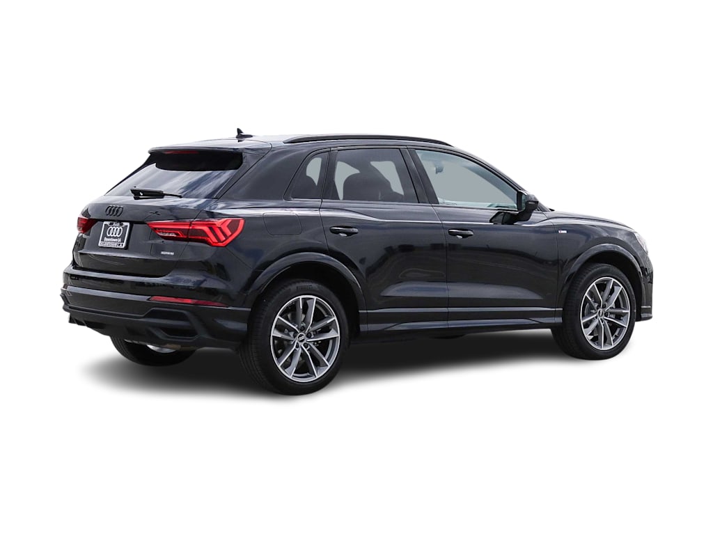 Thumbnail: 2025 Audi Q3 - 18