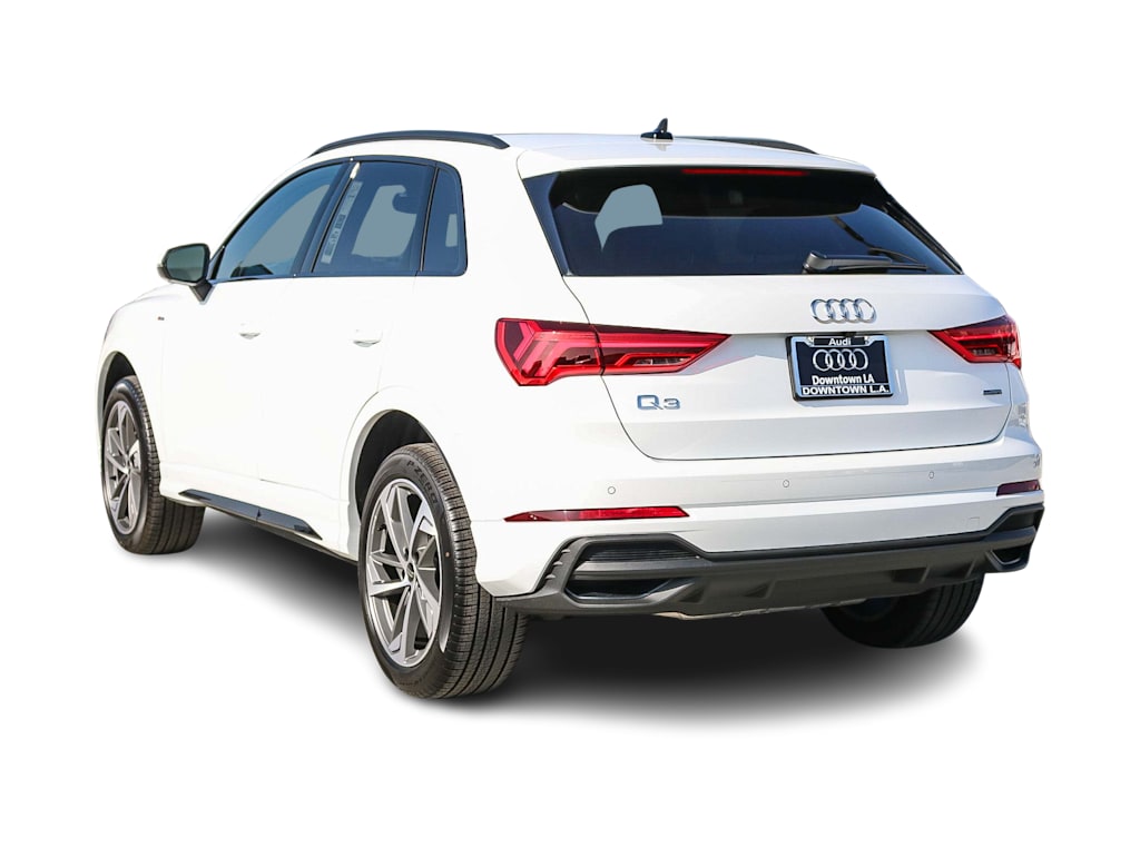 Thumbnail: 2025 Audi Q3 - 3