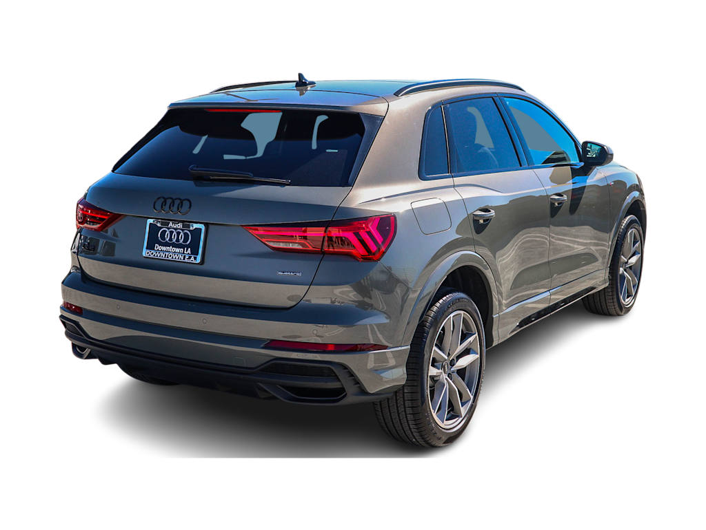 Thumbnail: 2025 Audi Q3 - 21