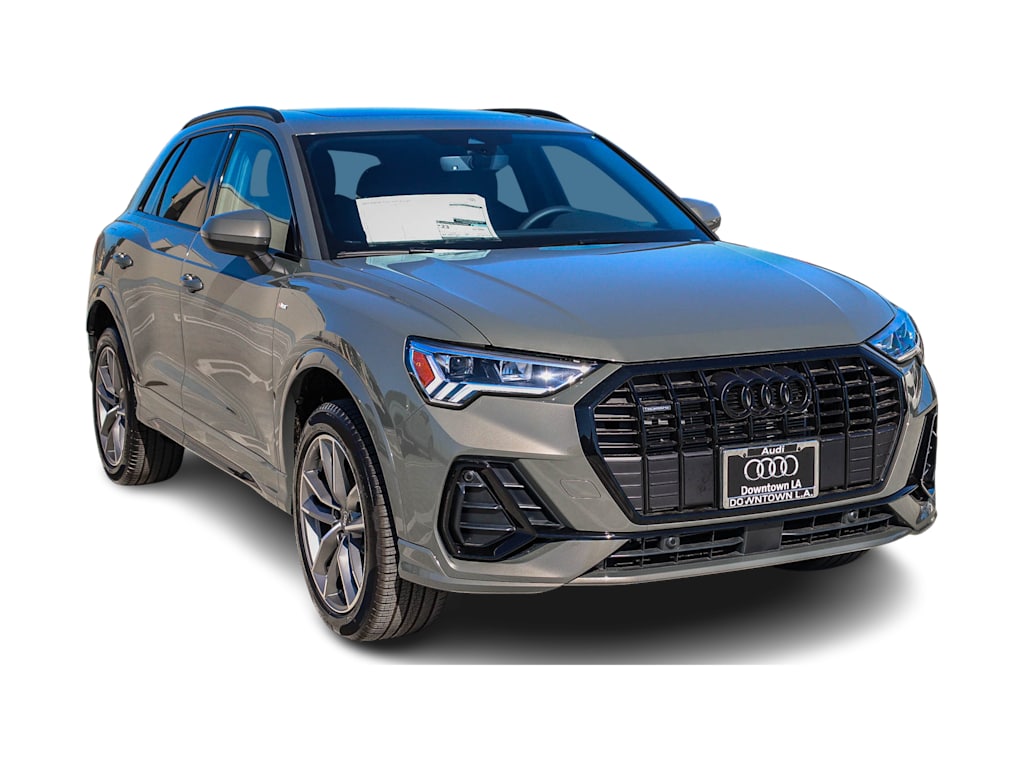 Thumbnail: 2025 Audi Q3 - 18
