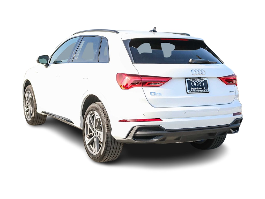 Thumbnail: 2025 Audi Q3 - 3