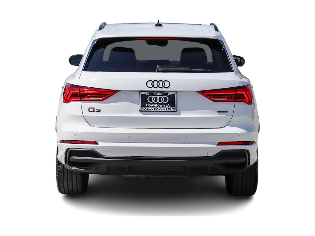 Thumbnail: 2025 Audi Q3 - 4