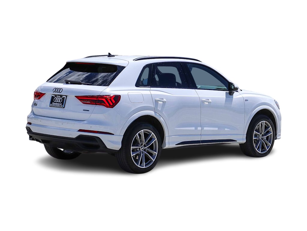 Thumbnail: 2025 Audi Q3 - 18
