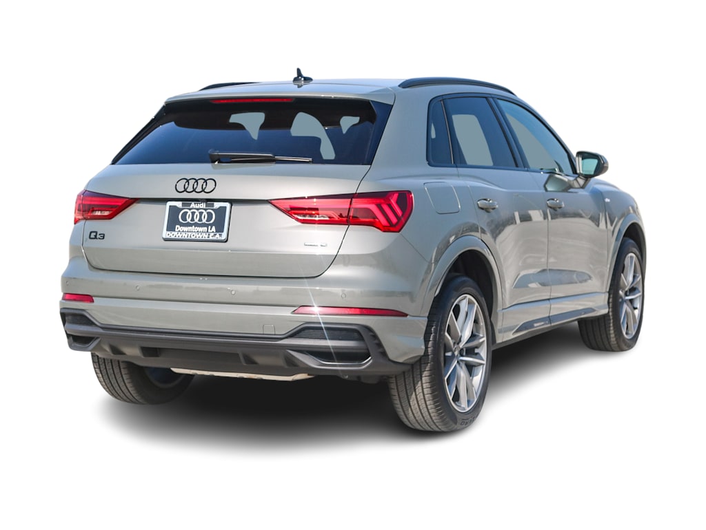 Thumbnail: 2025 Audi Q3 - 22
