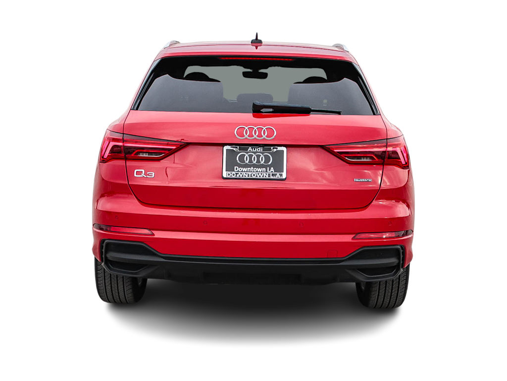 Thumbnail: 2023 Audi Q3 - 4