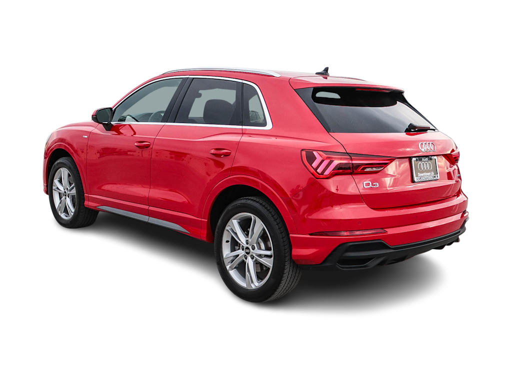 Thumbnail: 2023 Audi Q3 - 3
