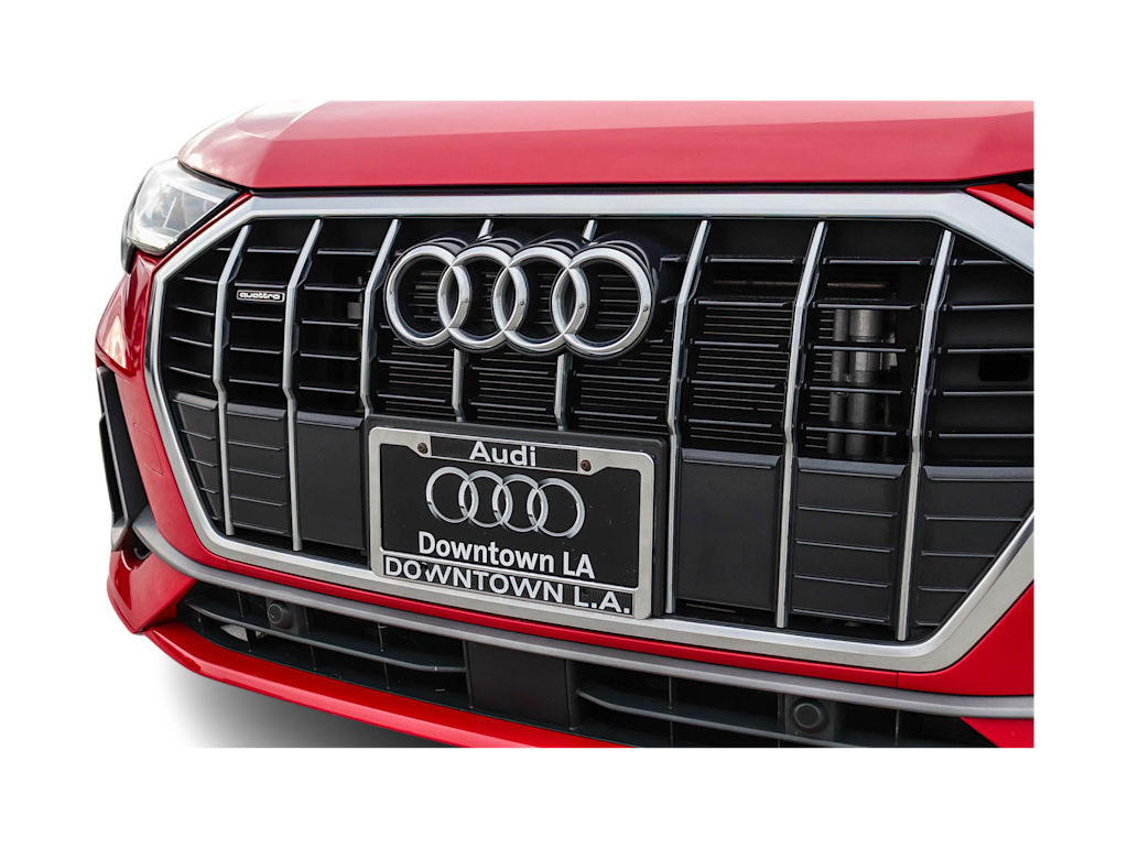 Thumbnail: 2023 Audi Q3 - 22