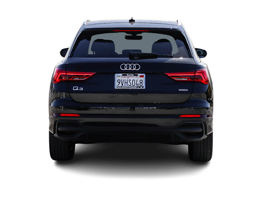 Thumbnail: 2025 Audi Q3 - 4