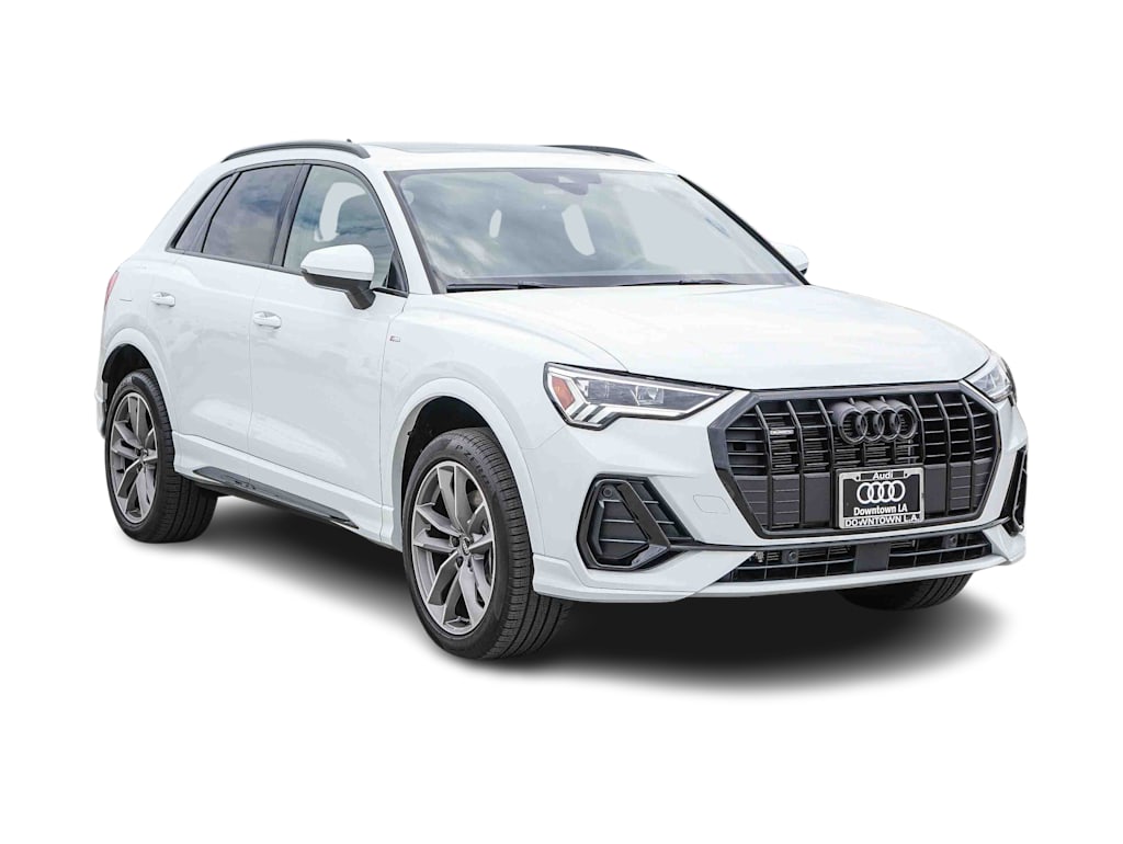 Thumbnail: 2025 Audi Q3 - 18