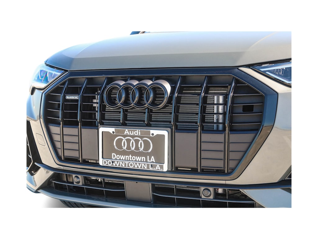 Thumbnail: 2025 Audi Q3 - 22