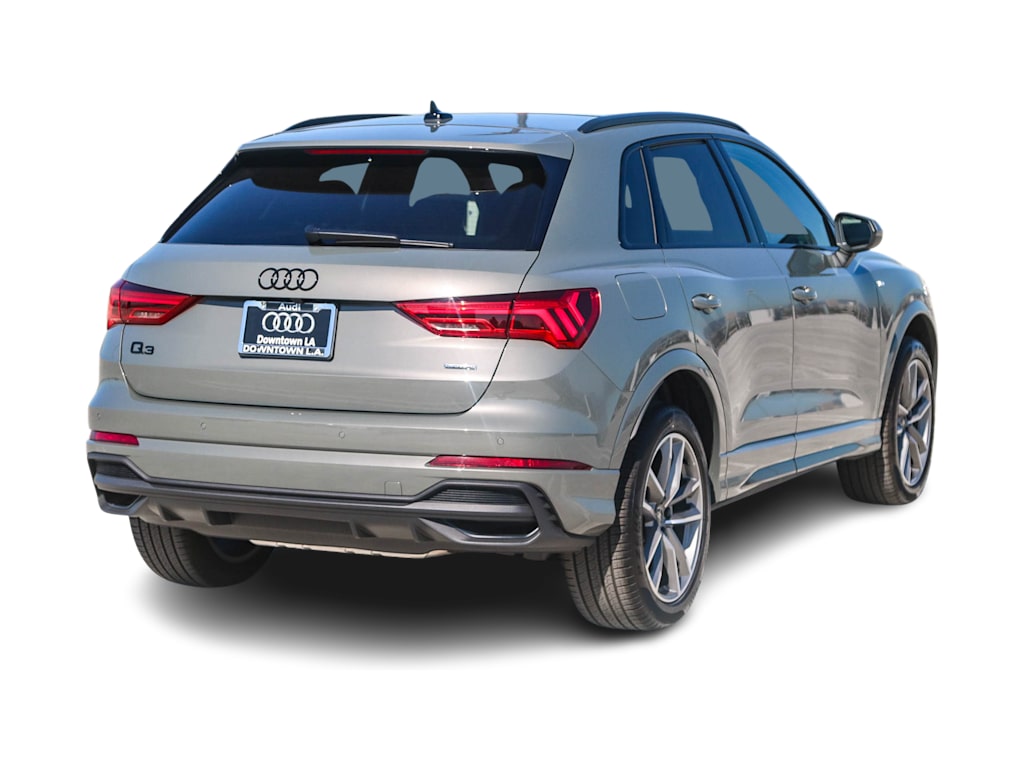 Thumbnail: 2025 Audi Q3 - 23
