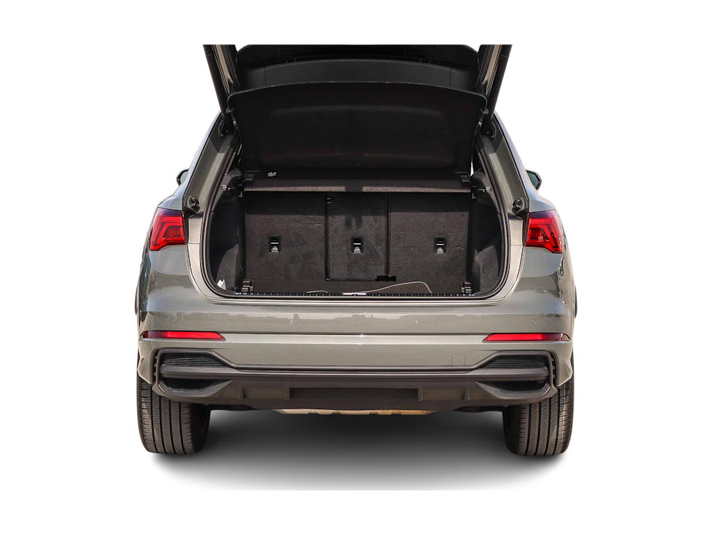 Thumbnail: 2023 Audi Q3 - 16