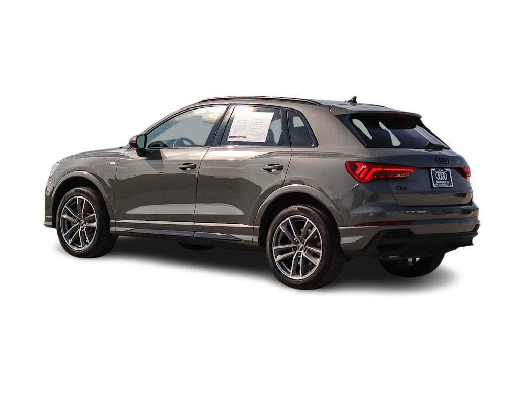 Thumbnail: 2023 Audi Q3 - 3