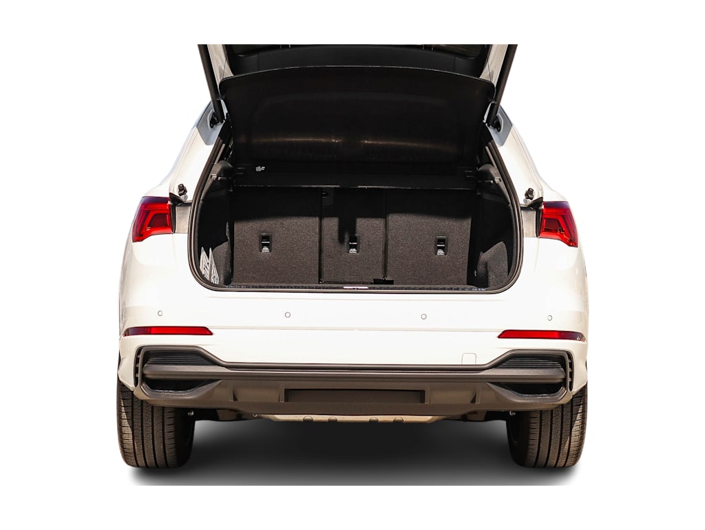 Thumbnail: 2025 Audi Q3 - 37