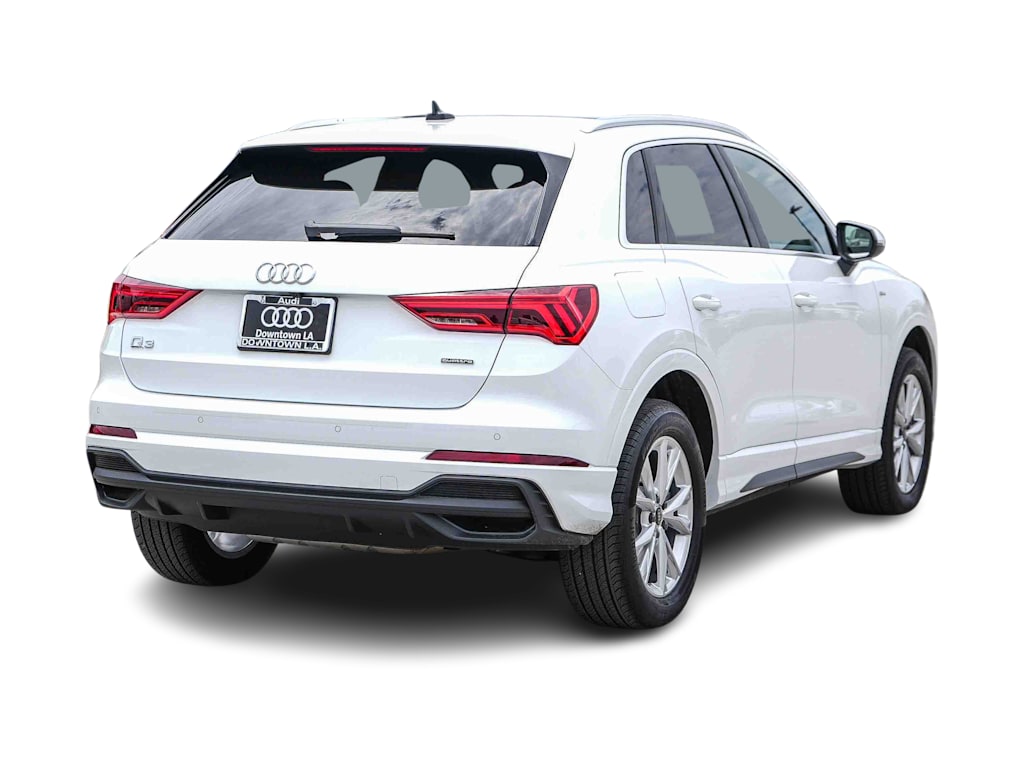 Thumbnail: 2025 Audi Q3 - 21