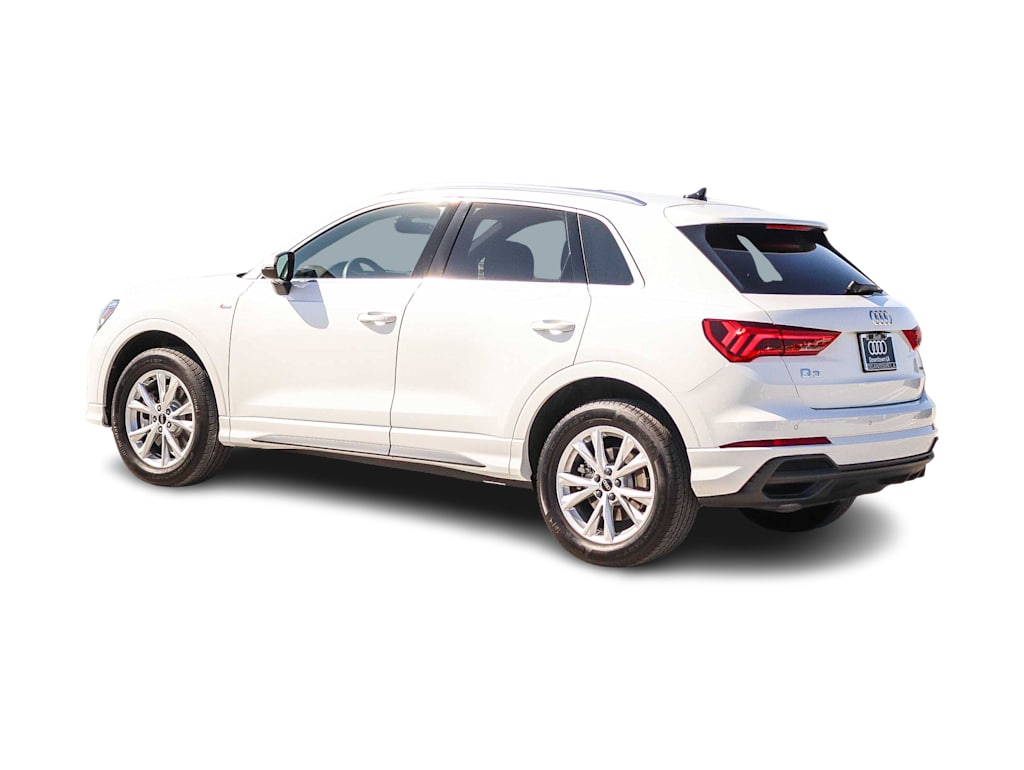 Thumbnail: 2025 Audi Q3 - 3