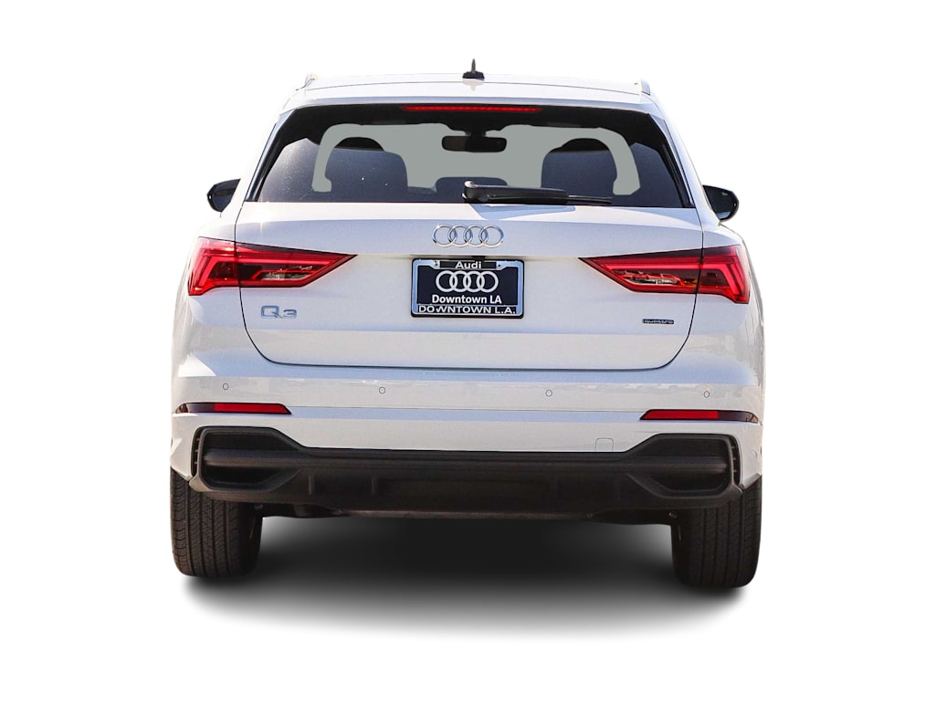 Thumbnail: 2025 Audi Q3 - 4
