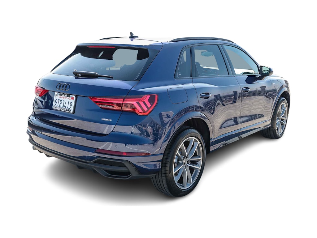 Thumbnail: 2025 Audi Q3 - 21