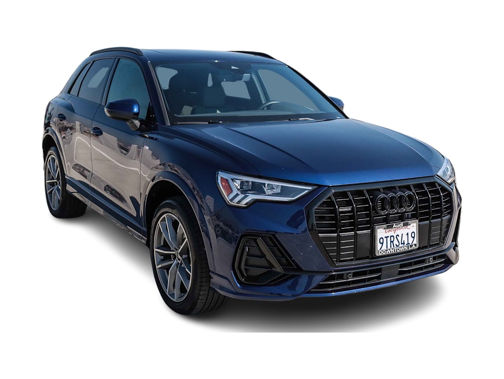 Thumbnail: 2025 Audi Q3 - 17