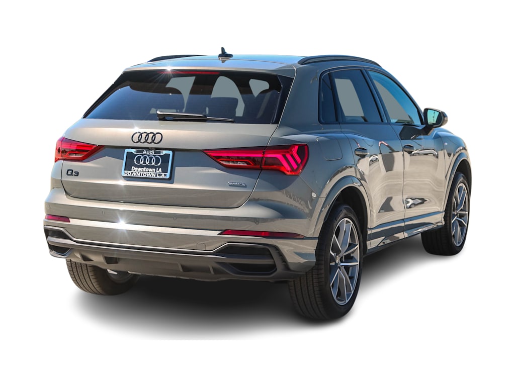 Thumbnail: 2025 Audi Q3 - 23