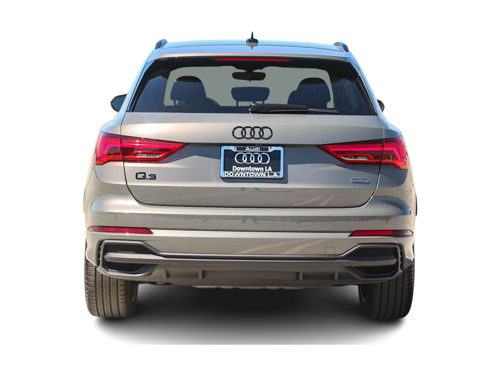 Thumbnail: 2025 Audi Q3 - 4