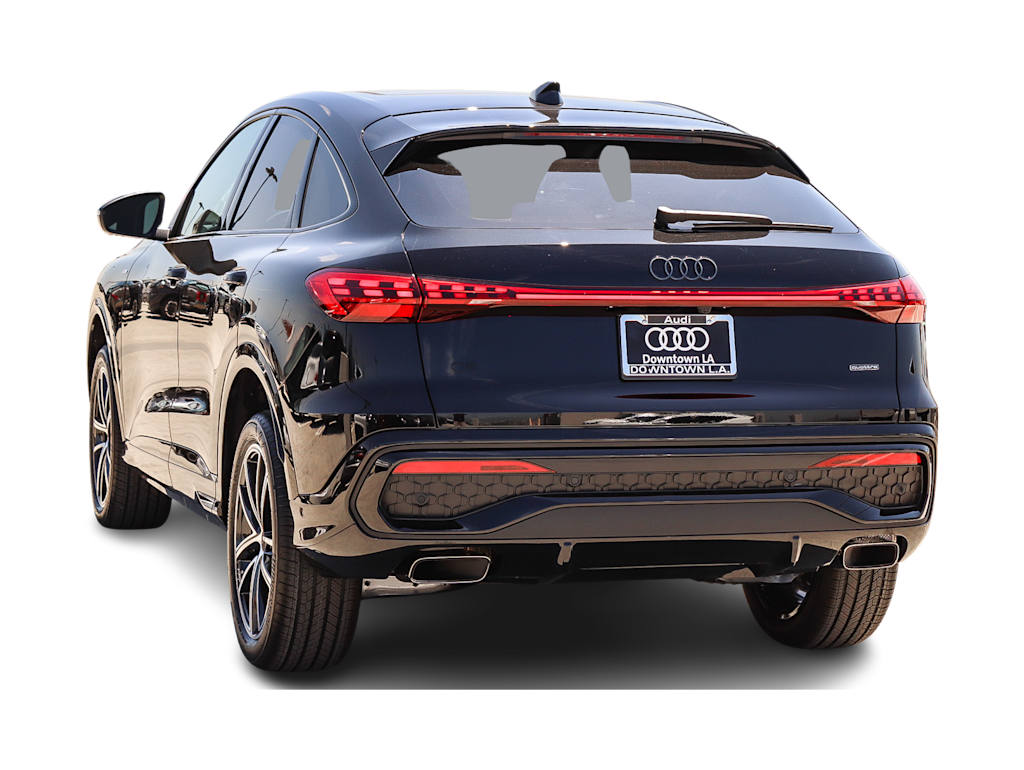Thumbnail: 2026 Audi Q5 - 3