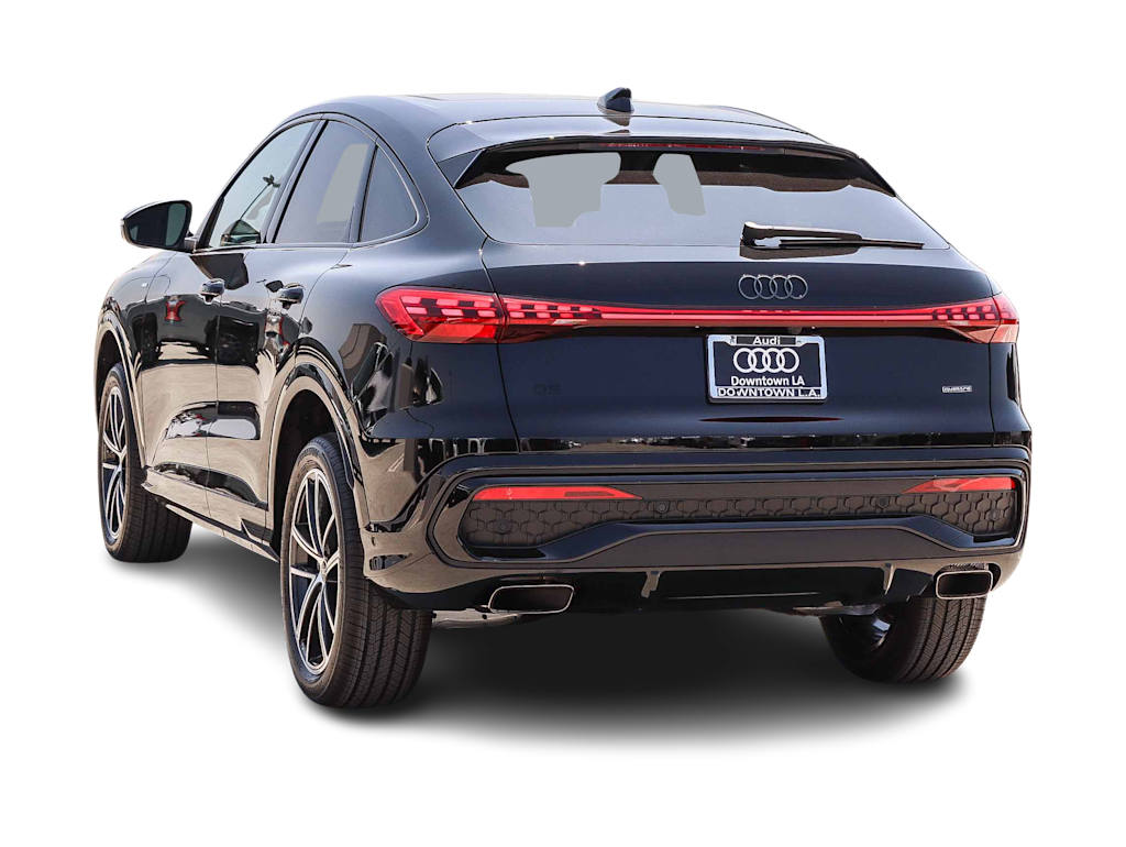 Thumbnail: 2026 Audi Q5 - 3