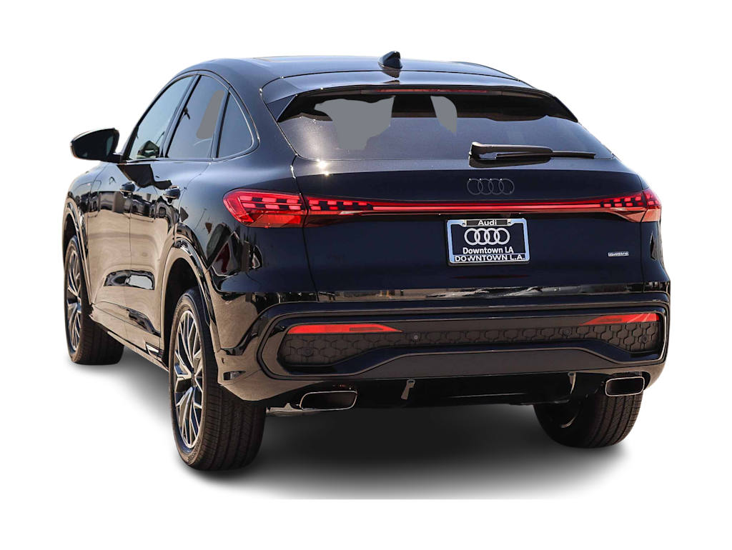 Thumbnail: 2026 Audi Q5 - 3