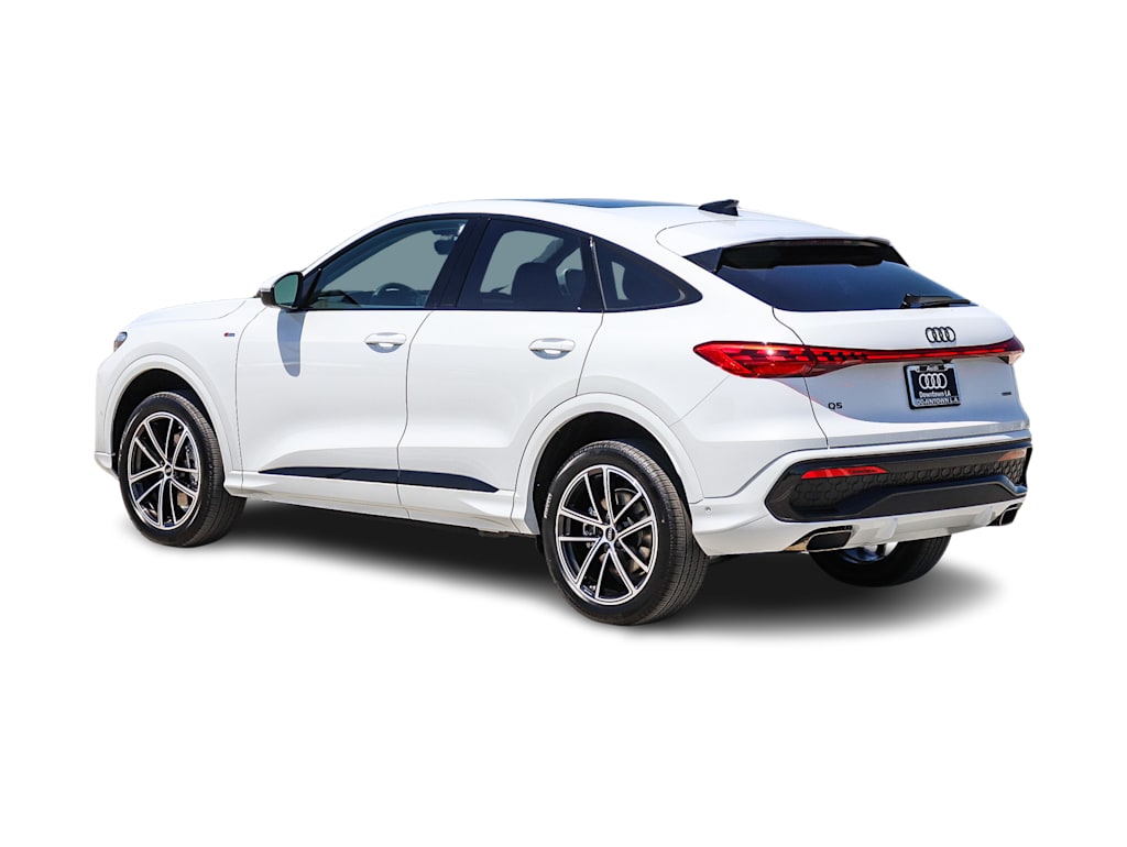 Thumbnail: 2026 Audi Q5 - 3
