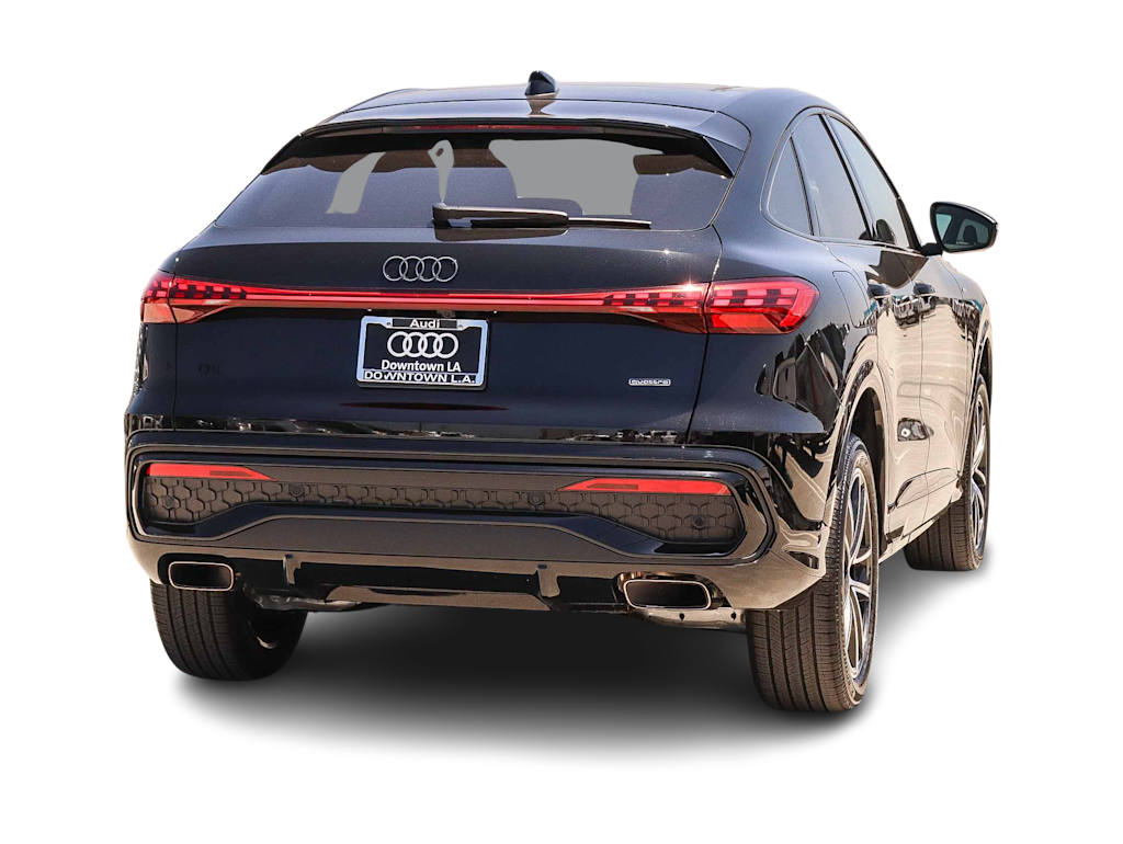 Thumbnail: 2026 Audi Q5 - 4