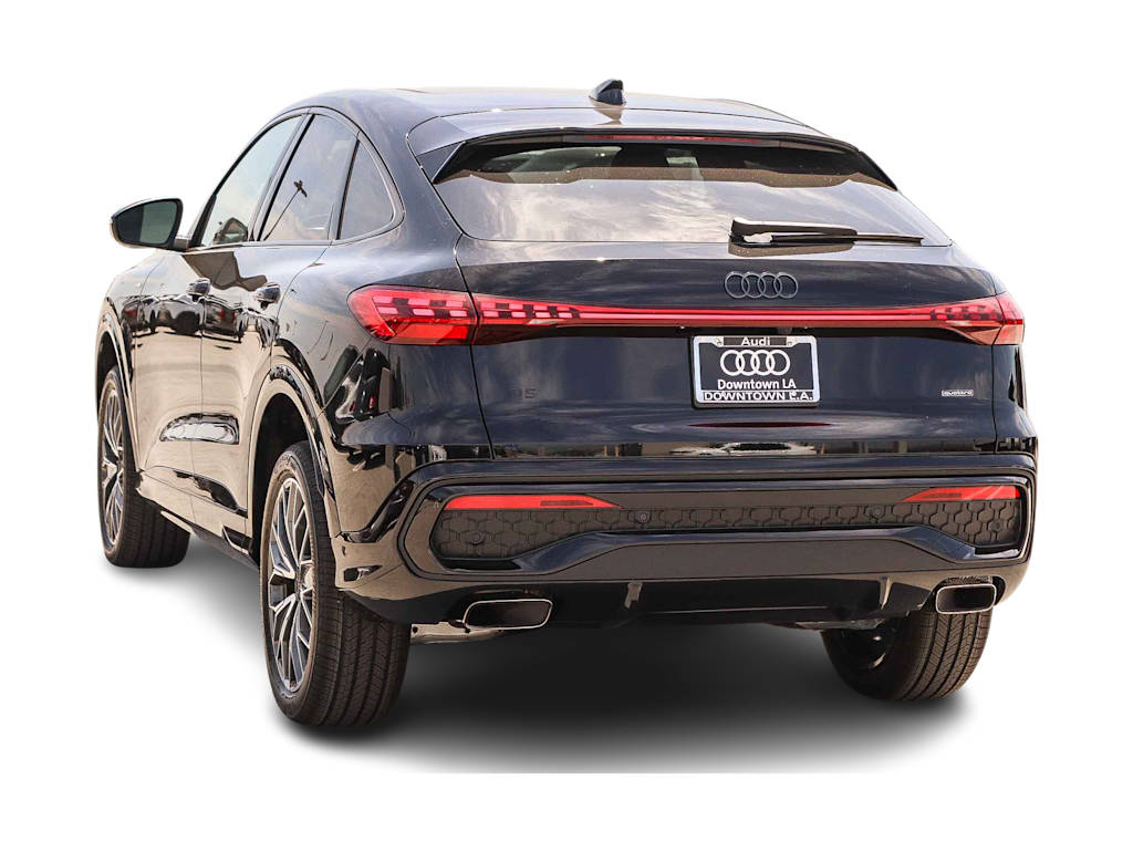 Thumbnail: 2026 Audi Q5 - 3