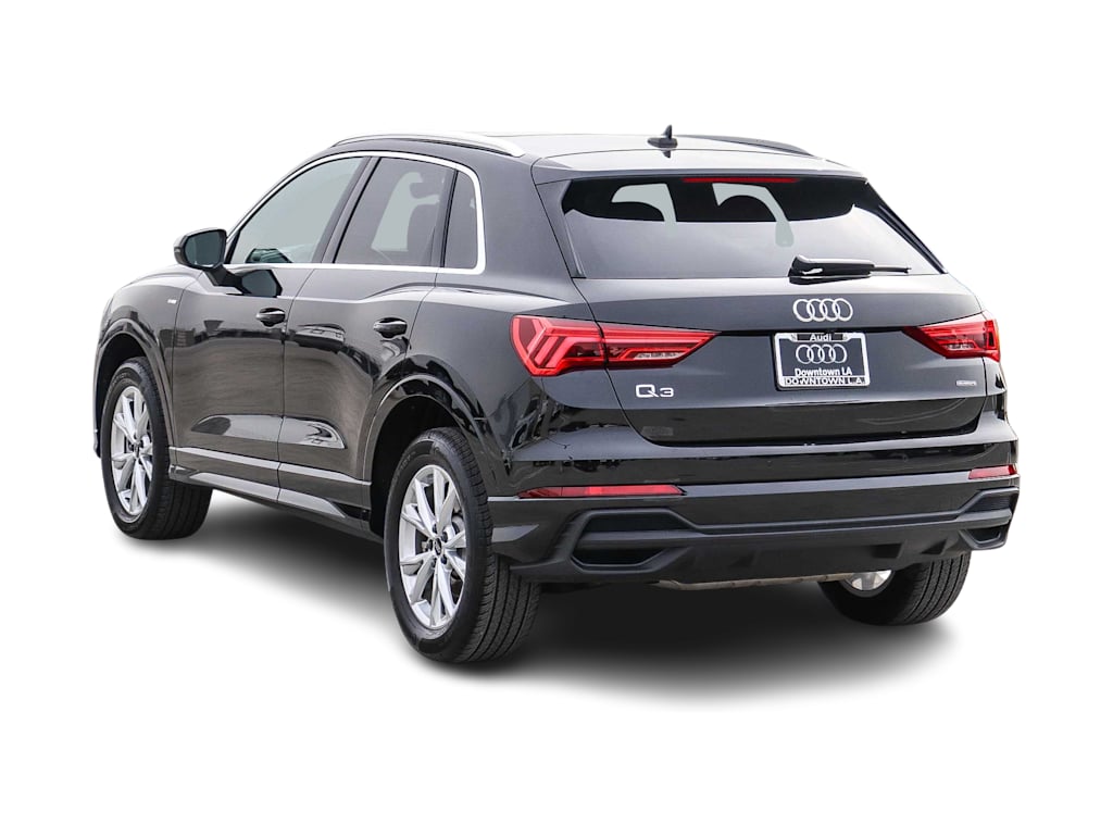 Thumbnail: 2025 Audi Q3 - 3