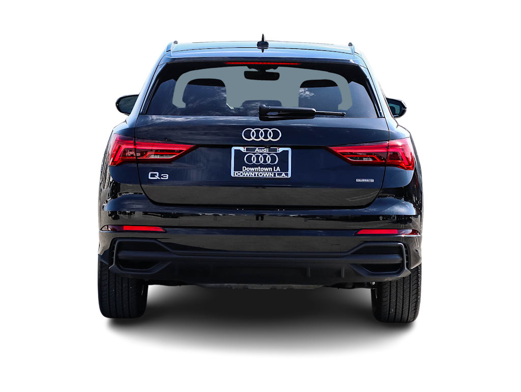 Thumbnail: 2025 Audi Q3 - 4