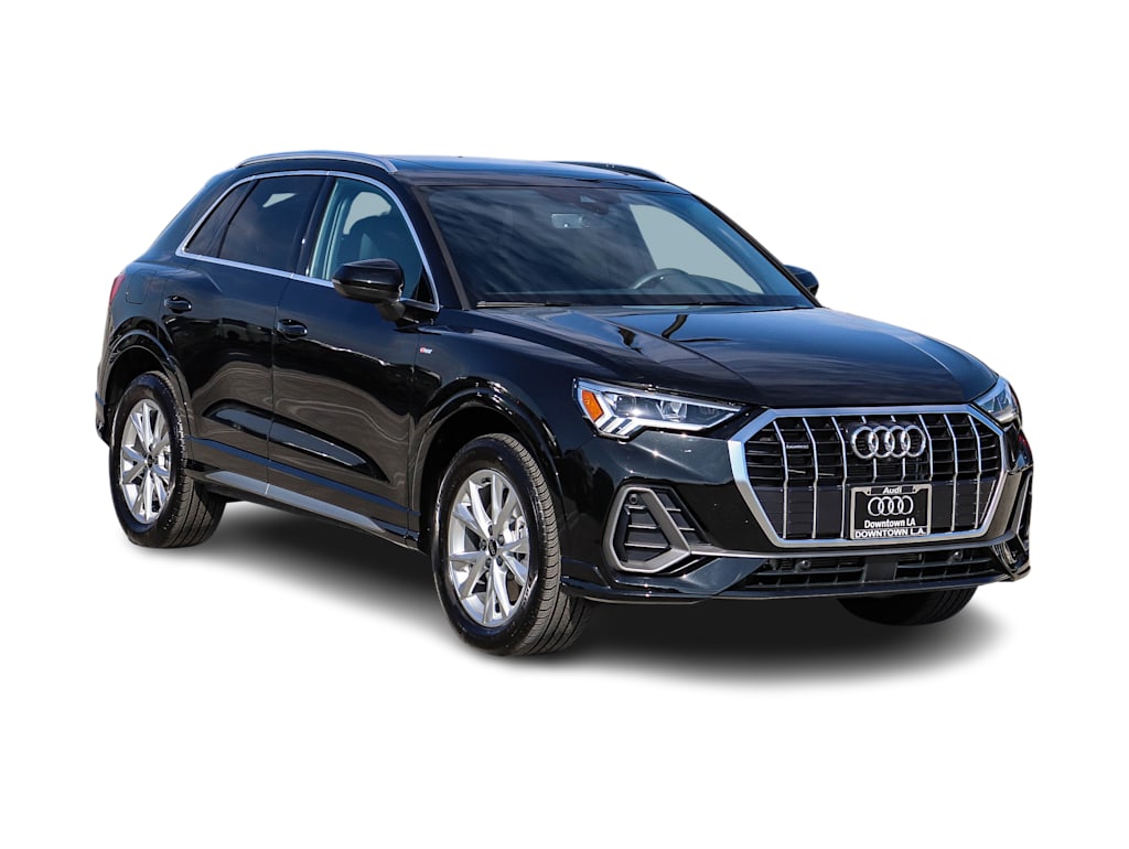 Thumbnail: 2025 Audi Q3 - 19