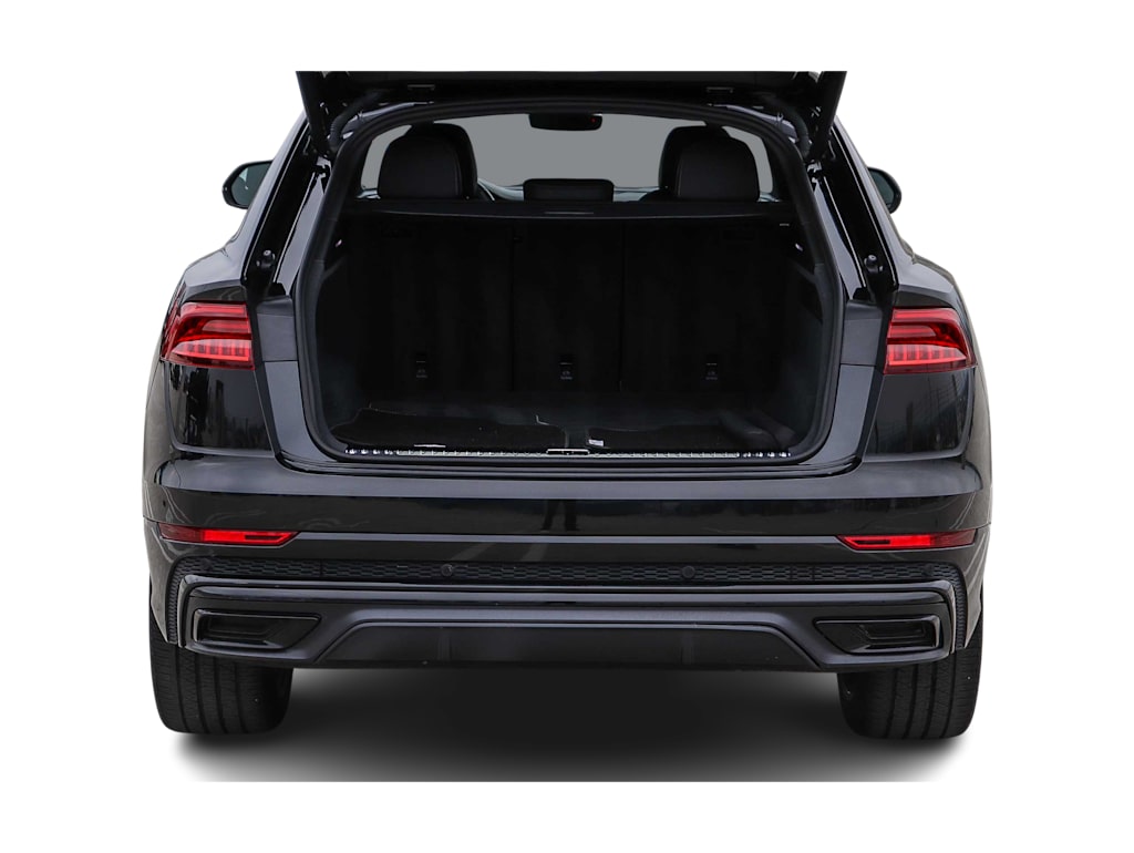 Thumbnail: 2023 Audi Q8 - 16