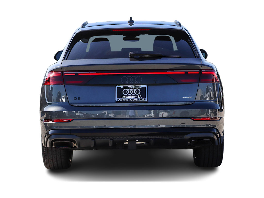 Thumbnail: 2026 Audi Q8 - 4