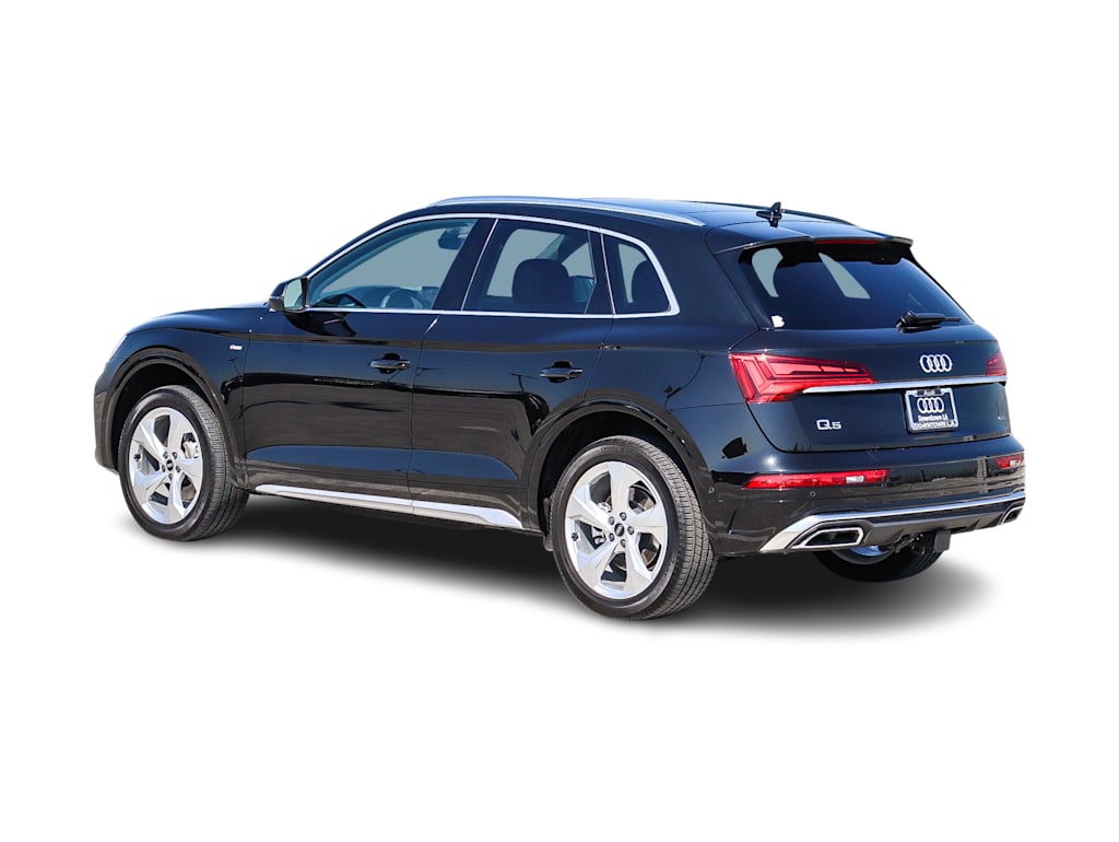 Thumbnail: 2023 Audi Q5 - 3