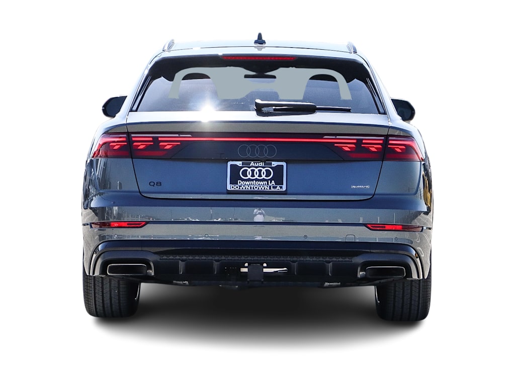 Thumbnail: 2026 Audi Q8 - 4