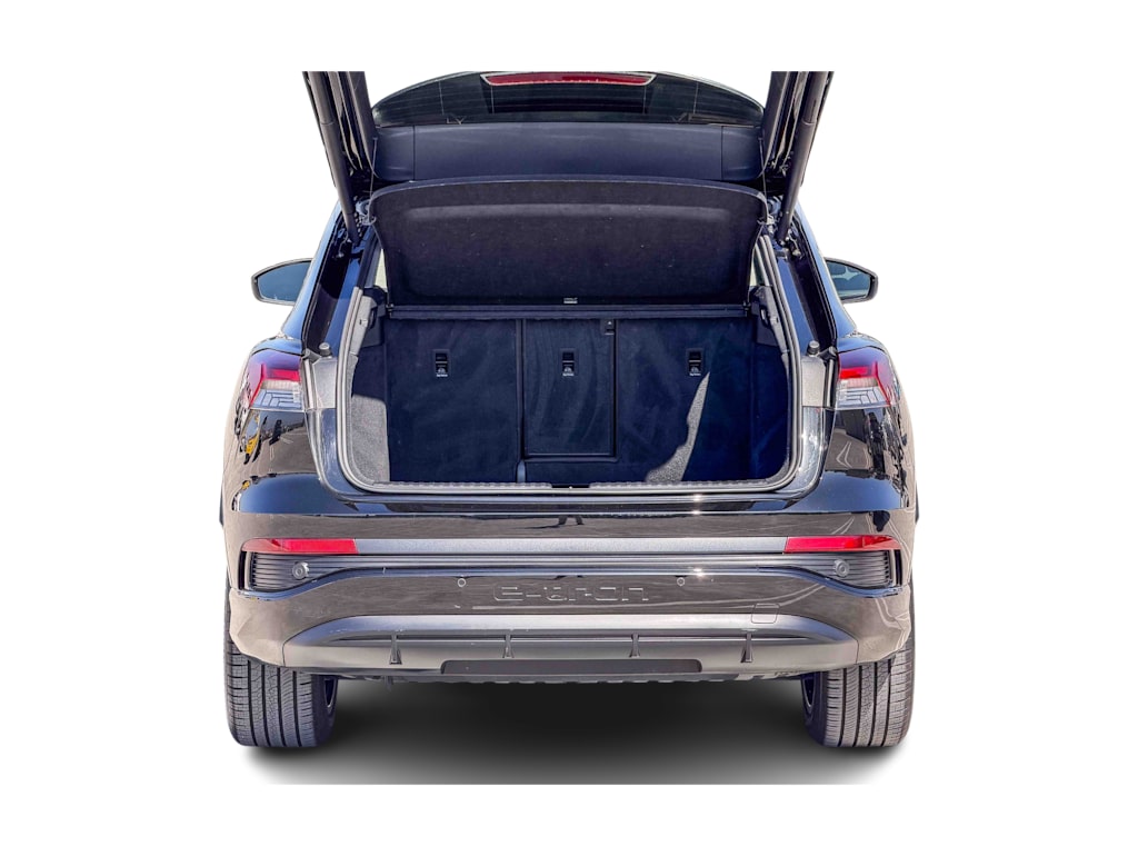 Thumbnail: 2023 Audi Q4 e-tron - 15