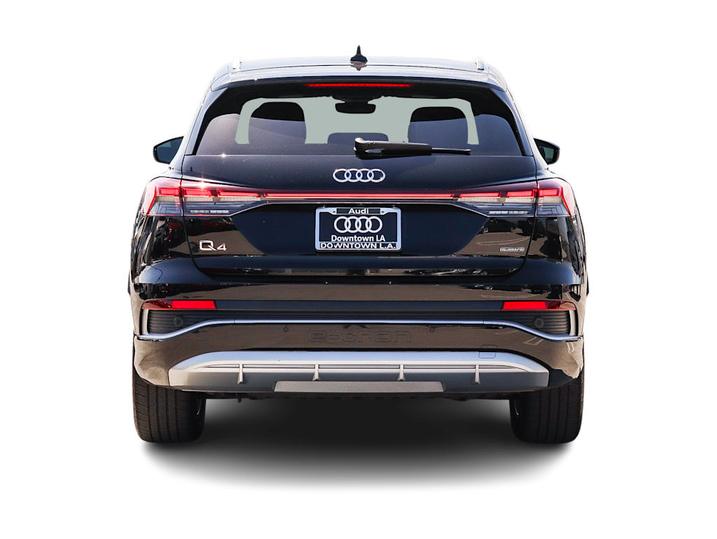 Thumbnail: 2023 Audi Q4 e-tron - 4