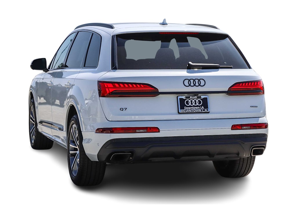 Thumbnail: 2026 Audi Q7 - 4