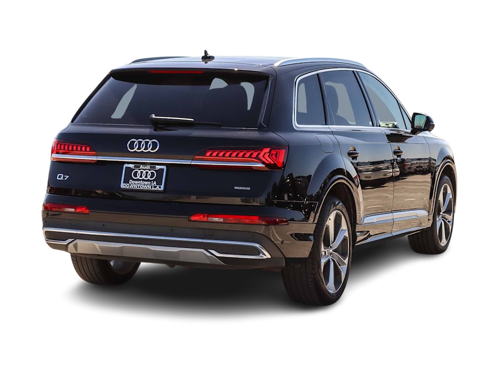 Thumbnail: 2022 Audi Q7 - 17