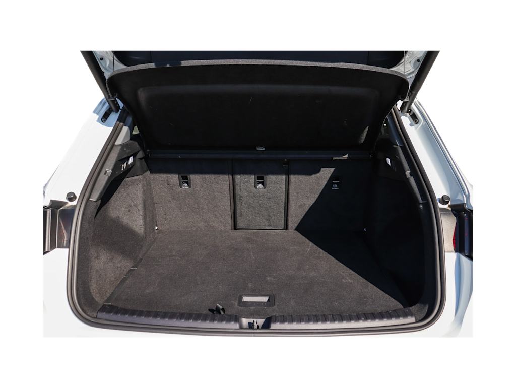 Thumbnail: 2023 Audi Q4 e-tron - 16