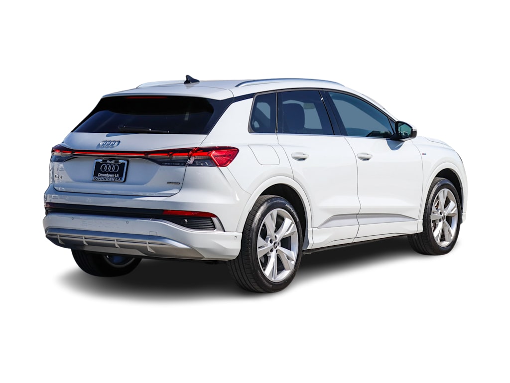 Thumbnail: 2023 Audi Q4 e-tron - 21