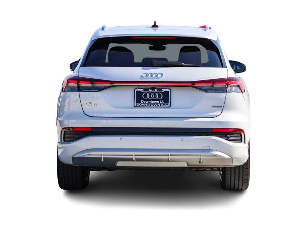 Thumbnail: 2023 Audi Q4 e-tron - 4