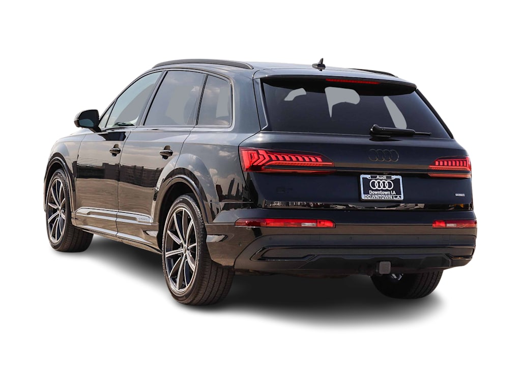 Thumbnail: 2023 Audi Q7 - 3