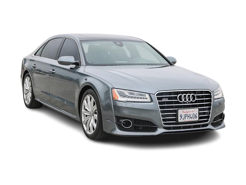 Thumbnail: 2017 Audi A8 - 16
