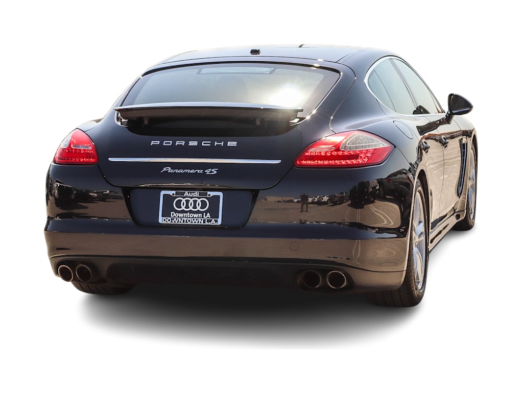 Thumbnail: 2011 Porsche Panamera - 3
