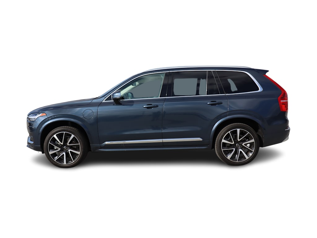 2022 Volvo XC90 T5 Momentum 3